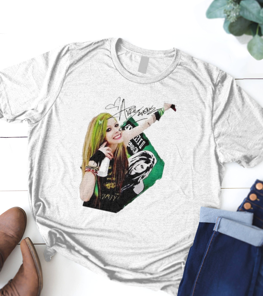 Avril Lavigne Signature Charity Me Img Green Energy Vibe T-Shirt