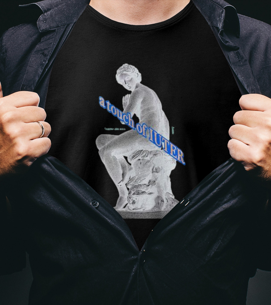 Nymph A Touch Of Iuter Collezione Primavera Estate 2025 Insieme Dal 2002 Statue T-Shirt
