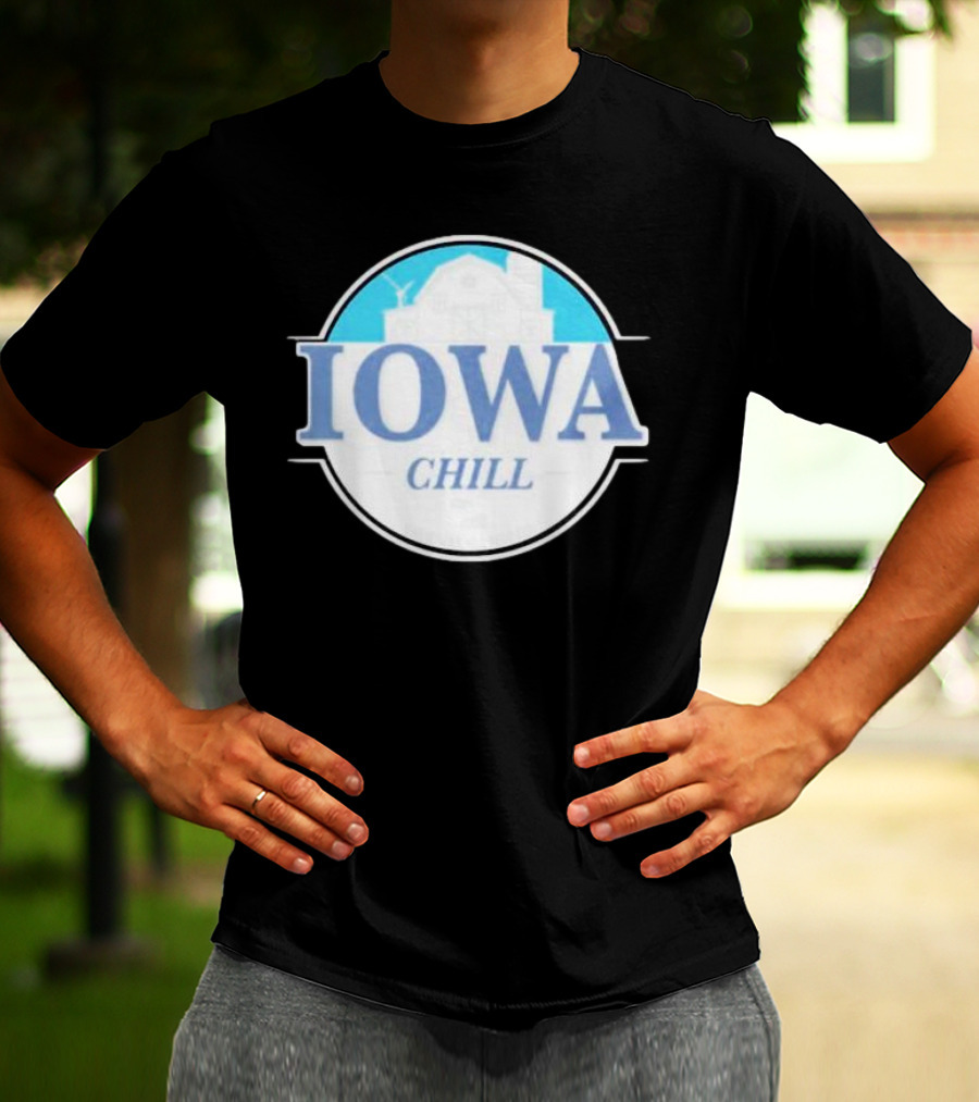 Iowa Chill Barn Windmill Circle T-Shirt