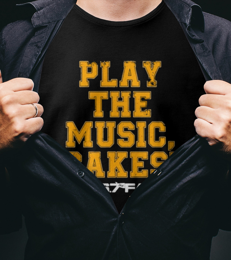 106.7 The Fan Play The Music Cakes The Junkies T-Shirt
