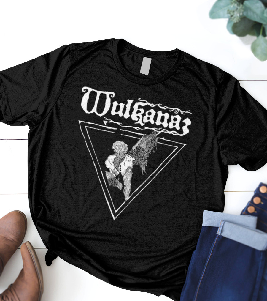 Wulkanaz Angel Triangle Graphic T-Shirt