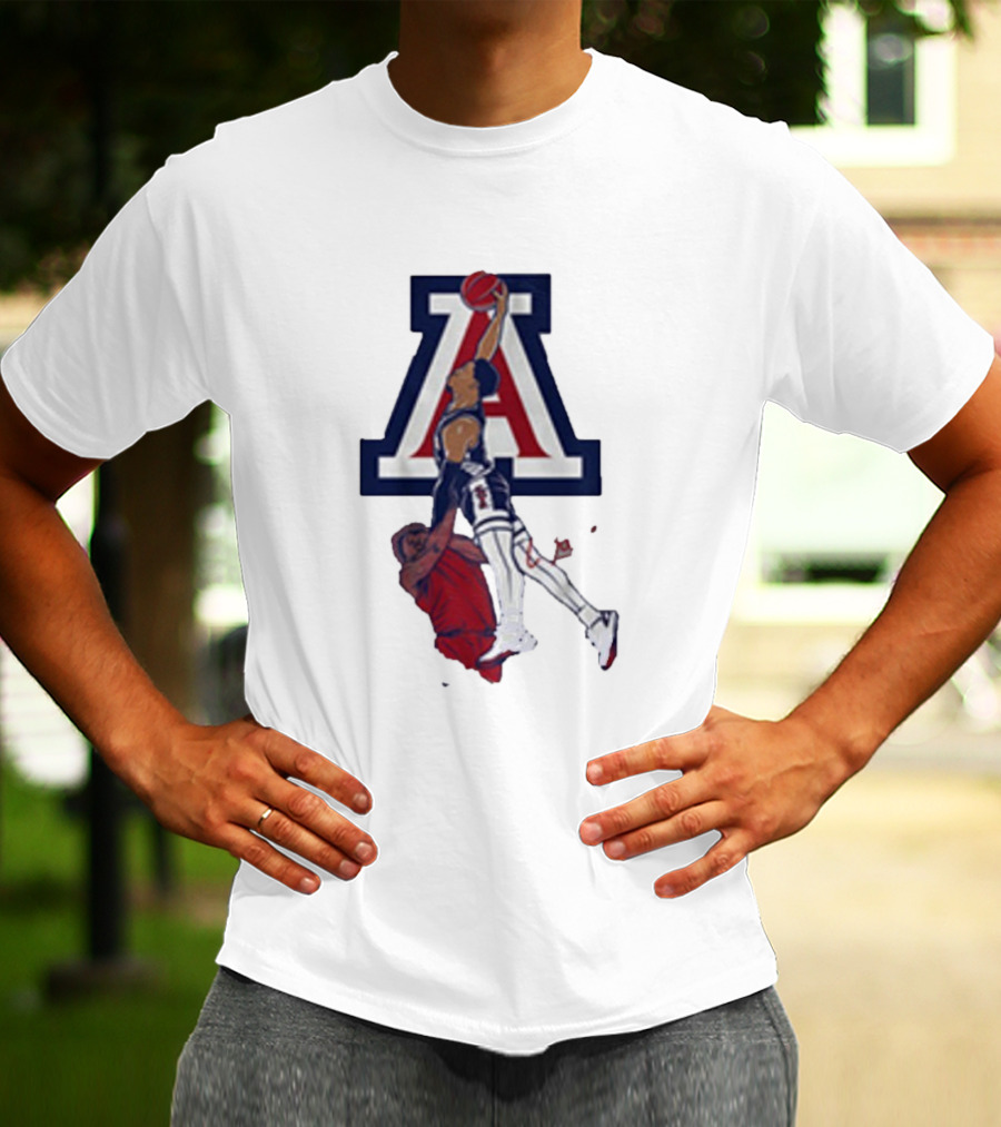 Arizona Basketball Caleb Love Dunking Over Defender T-Shirt