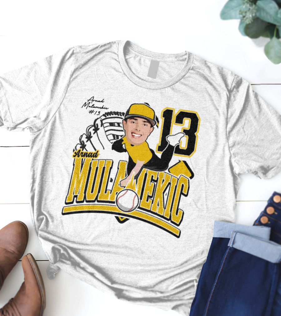 Arnad Mulamekic Baseball 13 Player Underhand Catcher Yellow Outfit T-Shirt