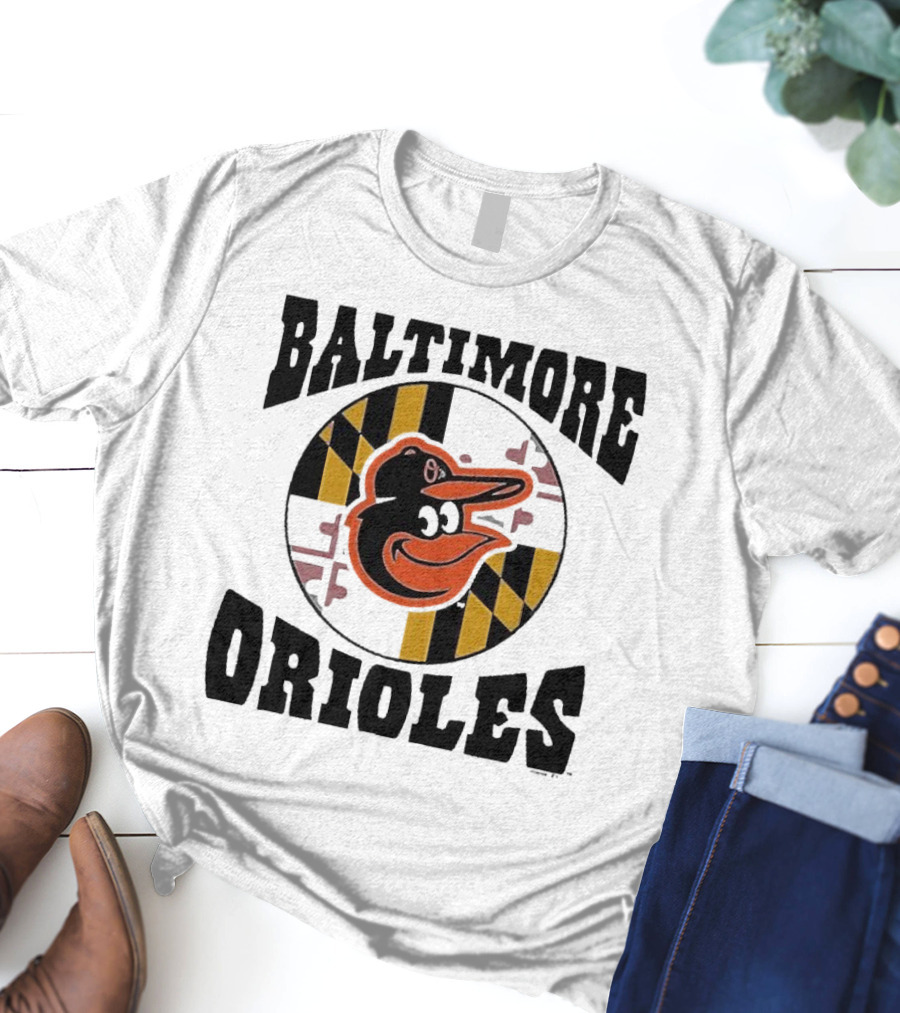 Baltimore Orioles Homage Hyper Local Tri-Blend Bird And Maryland Flag T-Shirt
