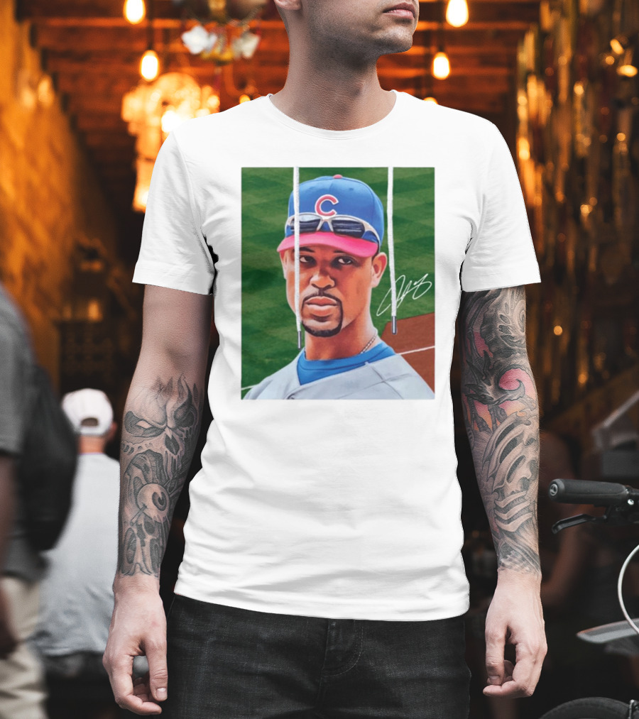 Chicago Cubs Derrek Lee Signature Portrait With Cap And Sunglasses T-Shirt