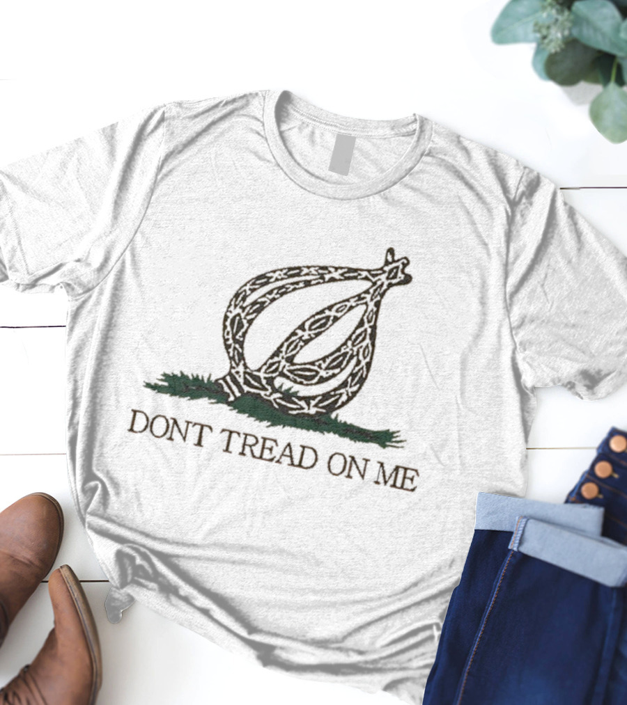 Don't Tread On Me The Onion Logo Classic Parody T-Shirt