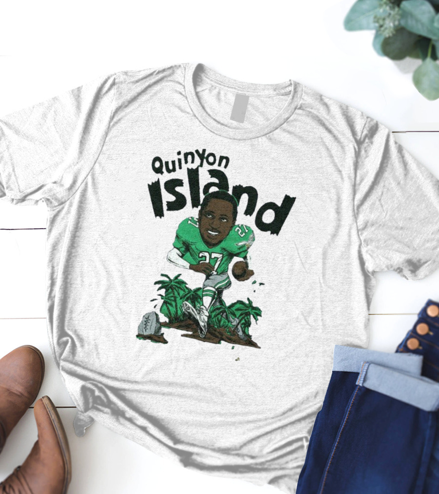 Quinyon Island Eagle 27 Football Player Running With Palm Trees And Rocks T-Shirt