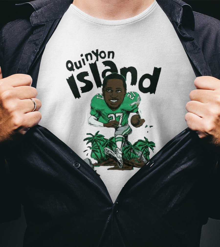Quinyon Island Eagle 27 Football Player Running With Palm Trees And Rocks T-Shirt