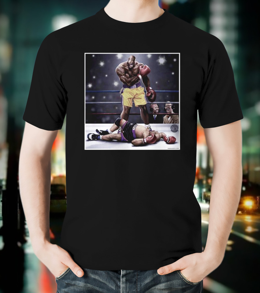 Shaquille O Neal And Chuck Boxing Match With Commentators T-Shirt