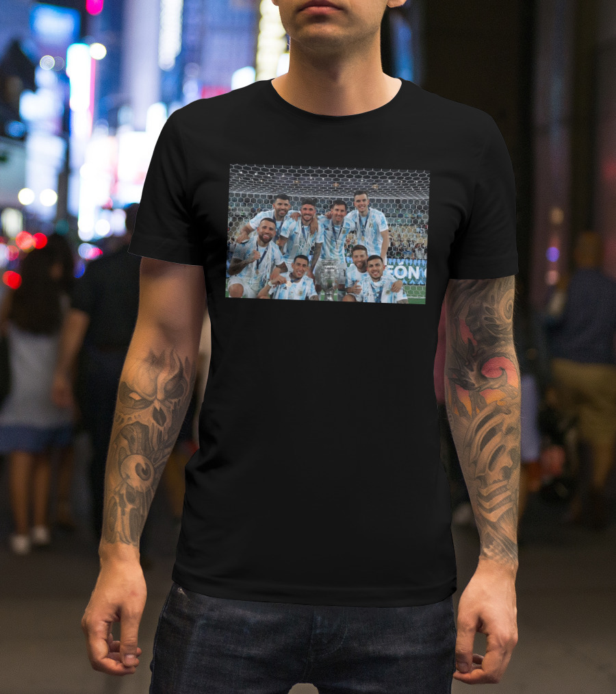 De Pauls Curious Argentinians Celebrating Victory T-Shirt