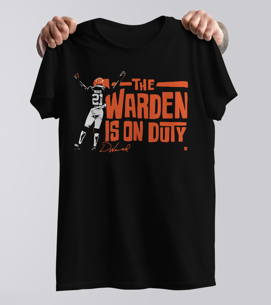 The Warden Denzel Ward Is On Duty 21 Signature Football T-Shirt