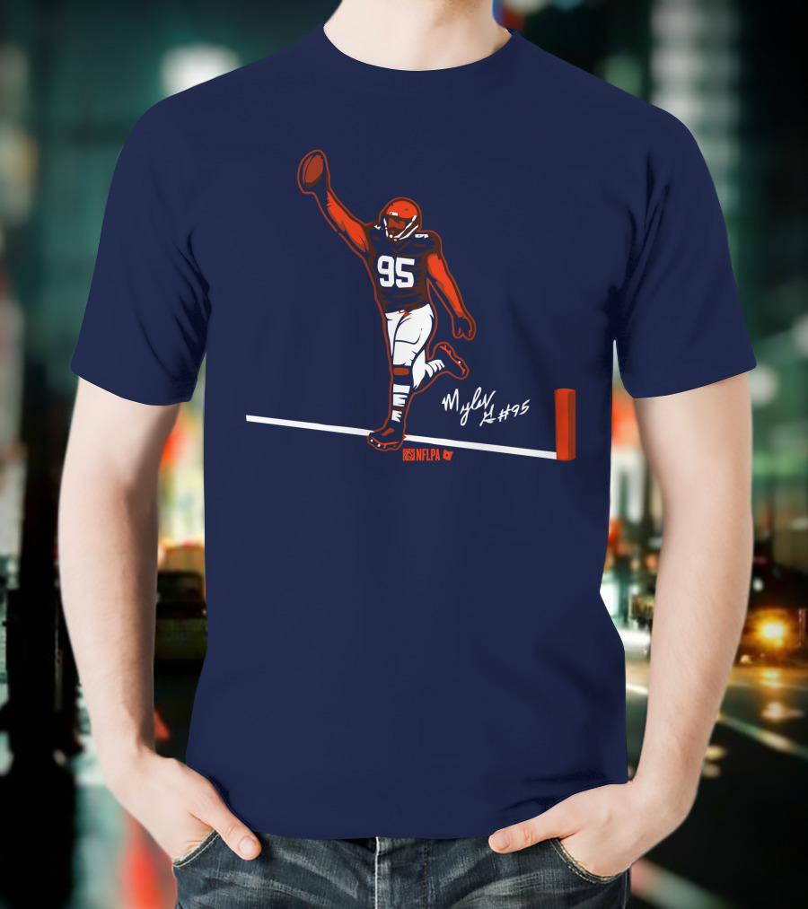 Myles Garrett Flash For Six NFLPA Browns #95 T-Shirt
