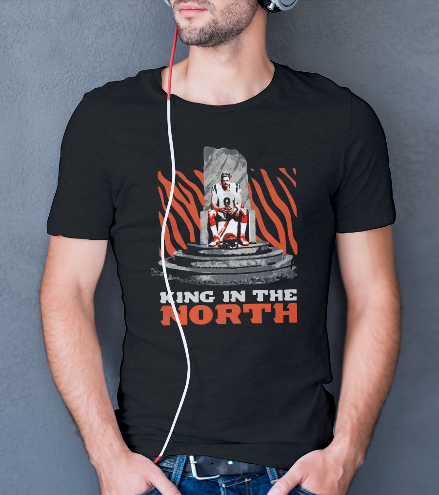 King In The North Football Throne Tiger Stripes T-Shirt